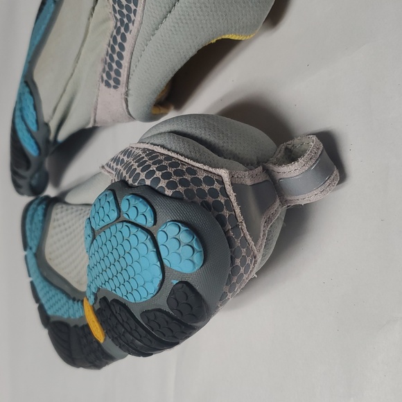 Vibram FiveFingers Barefoot Shoes Size 8.5-9 Womens Grey Blue - Picture 14 of 16